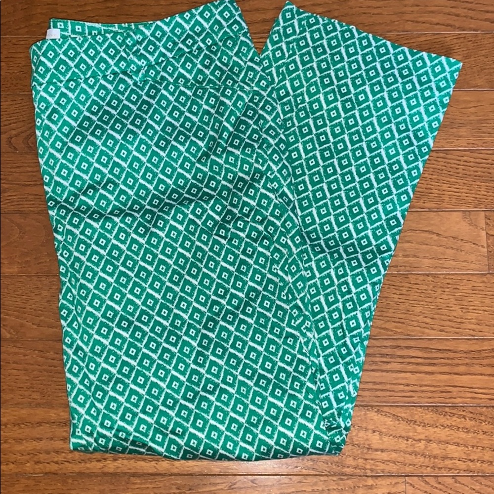 New York & Company Capri pants